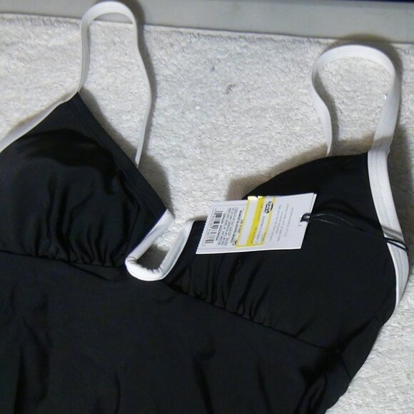 Shade & Shore Women's V-Wire Plunge High Leg One Piece Swimsuit Black XS M L XL - Picture 1 of 16